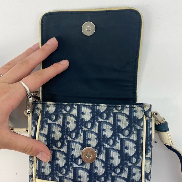 Dior Monogram trotter crossbody bag - Picture 10 of 12